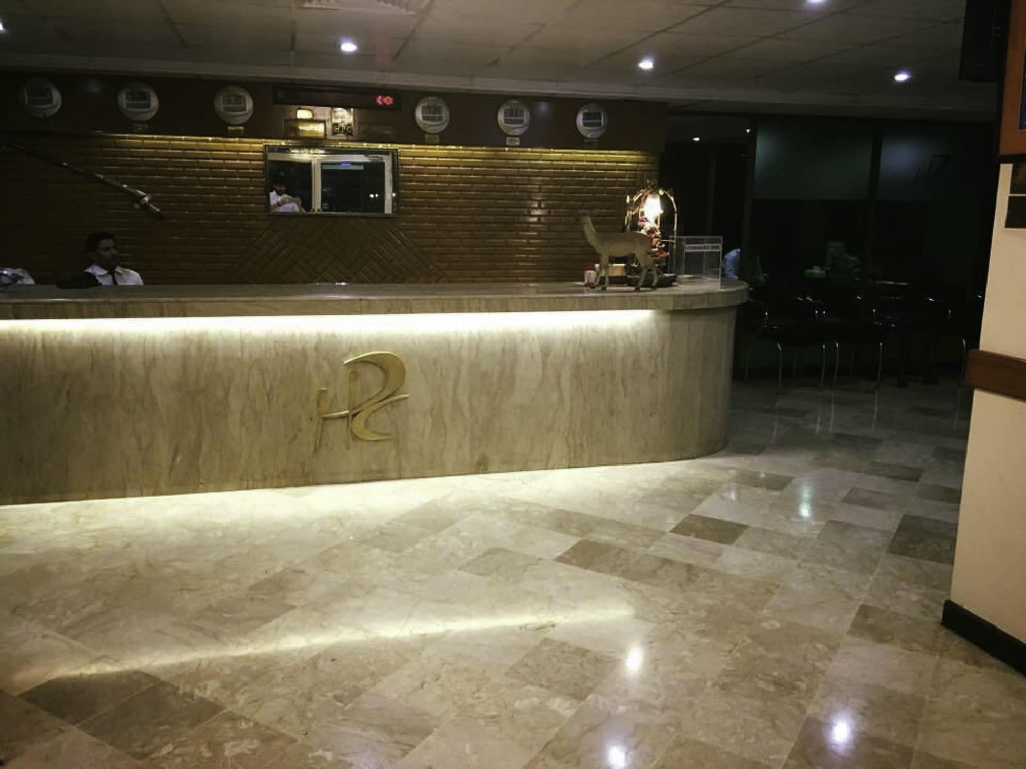 Hotel Pak Continental Islamabad Bagian luar foto